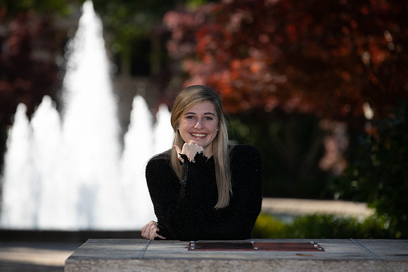 Sara English Senior Photos