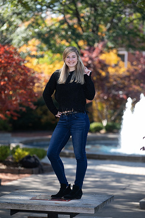 Sara English Senior Photos