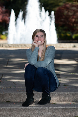 Sara English Senior Photos
