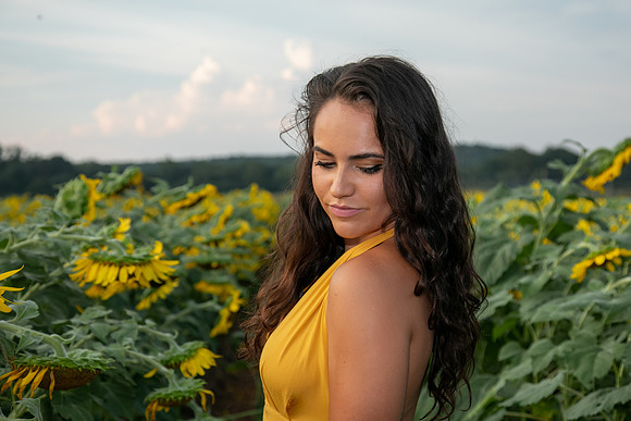 Southern & Rhett - Sunflower Field at the Iron Horse