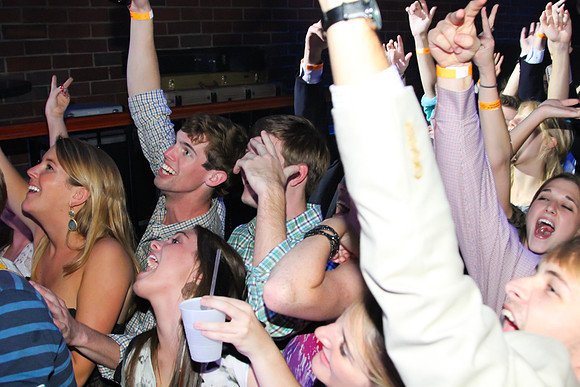 Phi Mu and Chi Omega Tumble and Fall Date Night
